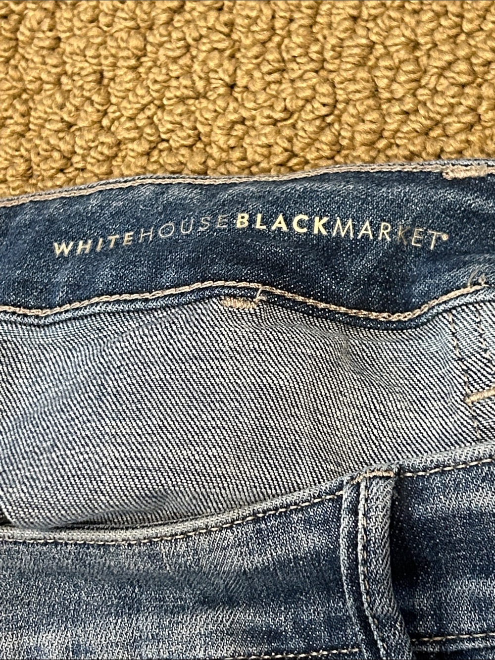 WHBM The Everyday Soft High Rise Straight Crop Jean size 12 Patch Pockets FLAW - Picture 7 of 16